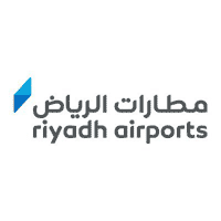 مطارات القابضة تطلق برنامجًا لتعزيز الكفاءات الوطنية بقطاع المطارات